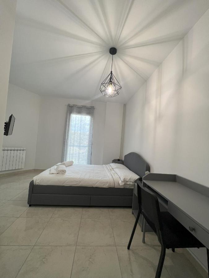 Casa Vacanze Le Tre Scimmiette Paterno  Buitenkant foto
